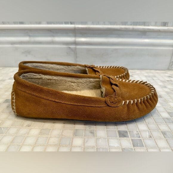 Minnetonka Tan Leather Moccasin Shoes Slippers - Picture 1 of 10
